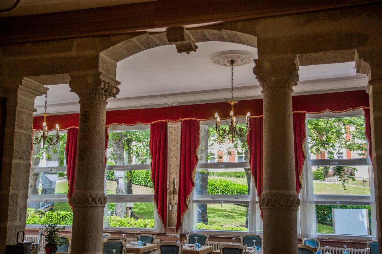Hotel Des Thermes Bourbon-lʼArchambault Екстериор снимка